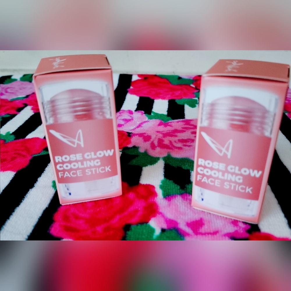 Rose Glow Cooling Face Stick - Pink